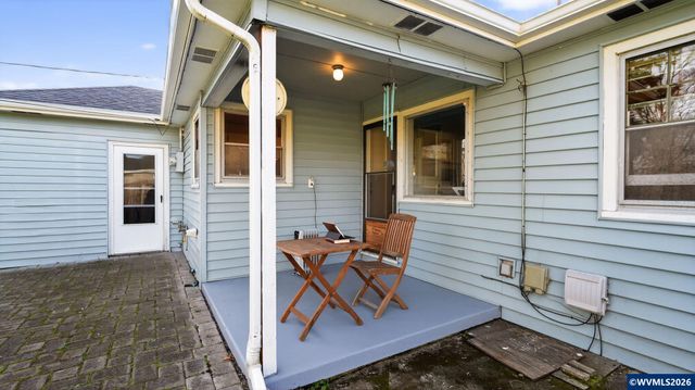 651 Wayne Dr N, Keizer, OR 97303