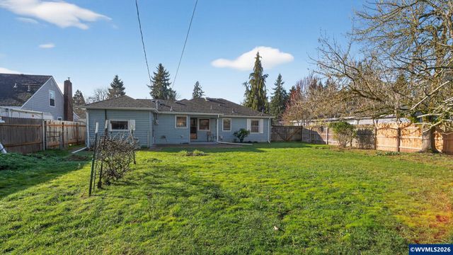 651 Wayne Dr N, Keizer, OR 97303