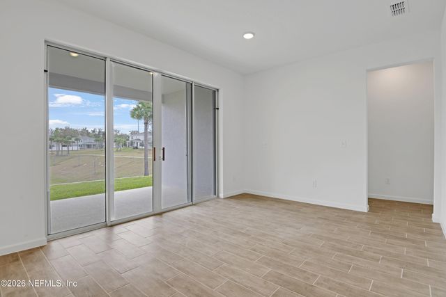 330 ALEXANDRITE Street, Deland, FL 32720