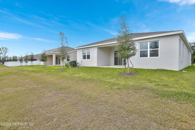 330 ALEXANDRITE Street, Deland, FL 32720