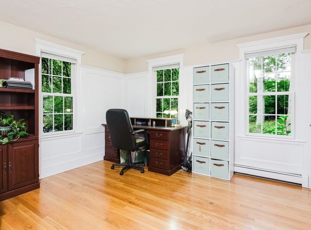 289 Quaker Meeting House Rd, Sandwich, MA 02537