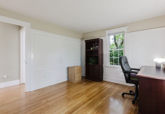 289 Quaker Meeting House Rd, Sandwich, MA 02537