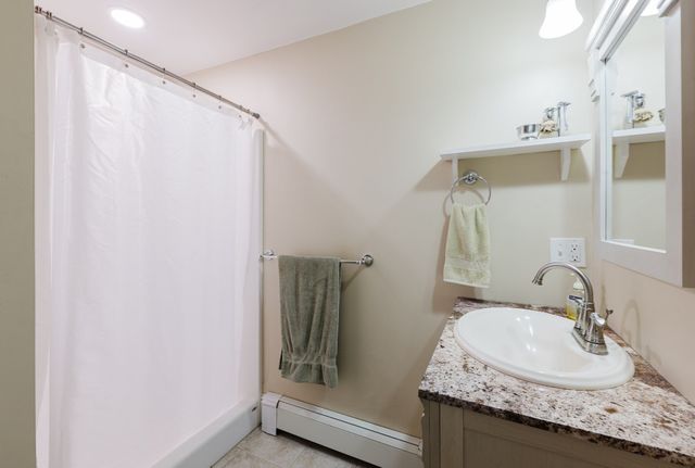 289 Quaker Meeting House Rd, Sandwich, MA 02537