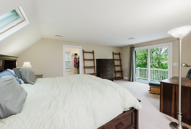 289 Quaker Meeting House Rd, Sandwich, MA 02537