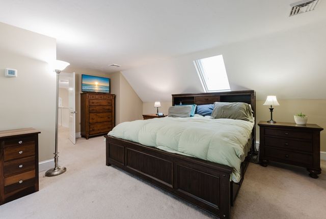 289 Quaker Meeting House Rd, Sandwich, MA 02537