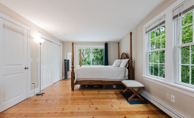 289 Quaker Meeting House Rd, Sandwich, MA 02537