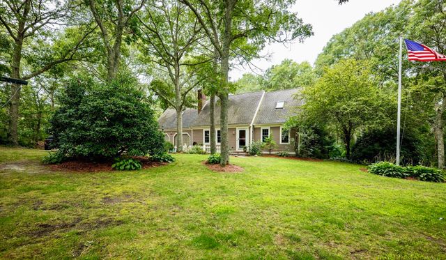 289 Quaker Meeting House Rd, Sandwich, MA 02537