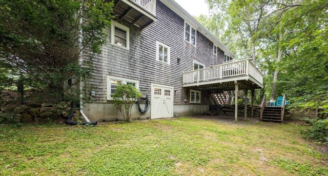 289 Quaker Meeting House Rd, Sandwich, MA 02537
