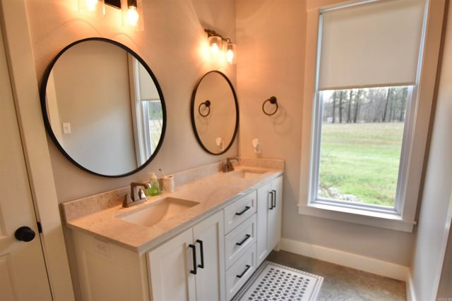 356 Kettle Road, Malvern, AR 72104