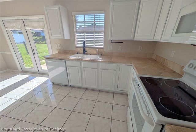 316 Cougar Boulevard, Sebring, FL 33872