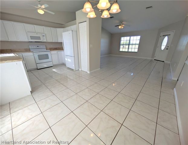 316 Cougar Boulevard, Sebring, FL 33872
