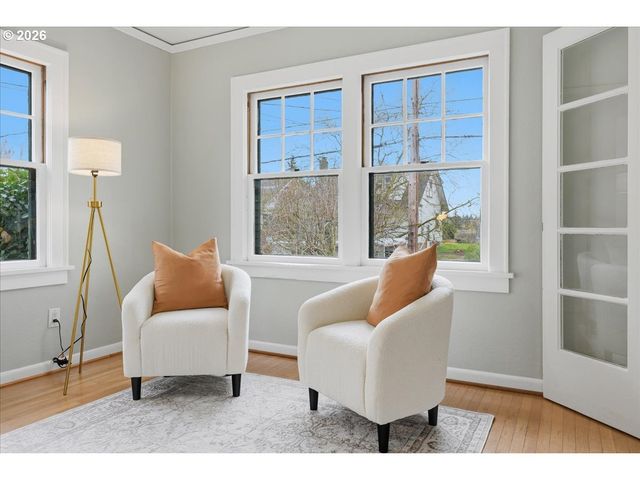 5115 Ne MULTNOMAH St, Portland, OR 97213