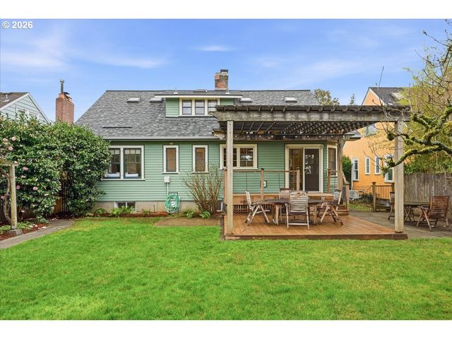 5115 Ne MULTNOMAH St, Portland, OR 97213