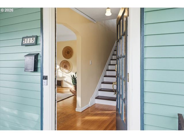5115 Ne MULTNOMAH St, Portland, OR 97213