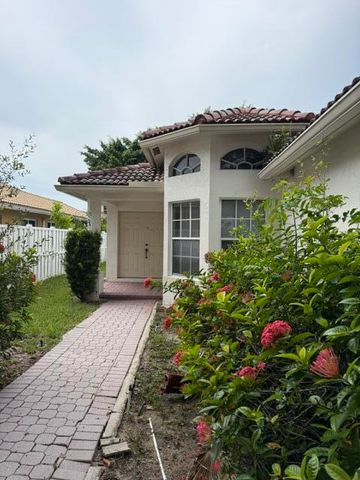 13514 NW 7TH Street, Plantation, FL 33325