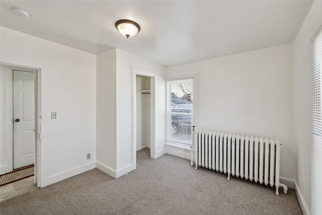 427 West Street, Grinnell, IA 50112