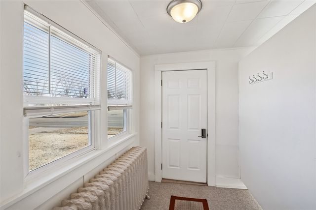 427 West Street, Grinnell, IA 50112