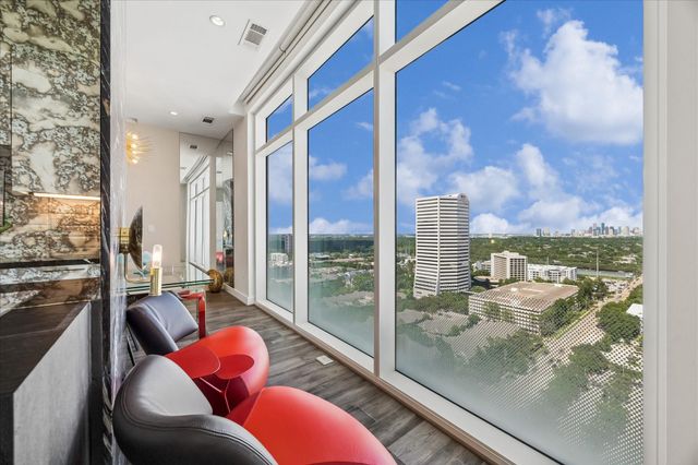 4521 San Felipe Street 2102, Houston, TX 77027