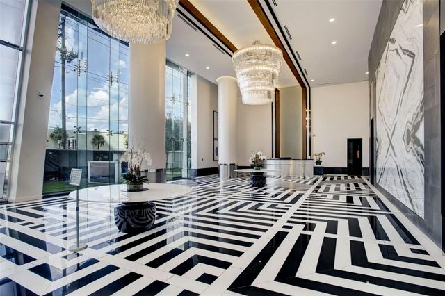 4521 San Felipe Street 2102, Houston, TX 77027