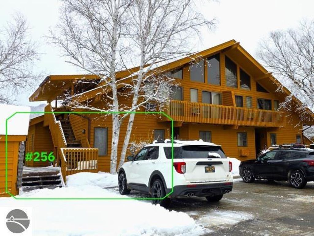 Image 2 of property listing at 6658 Schuss Mountain Lane # 3256, Mancelona, MI 49659