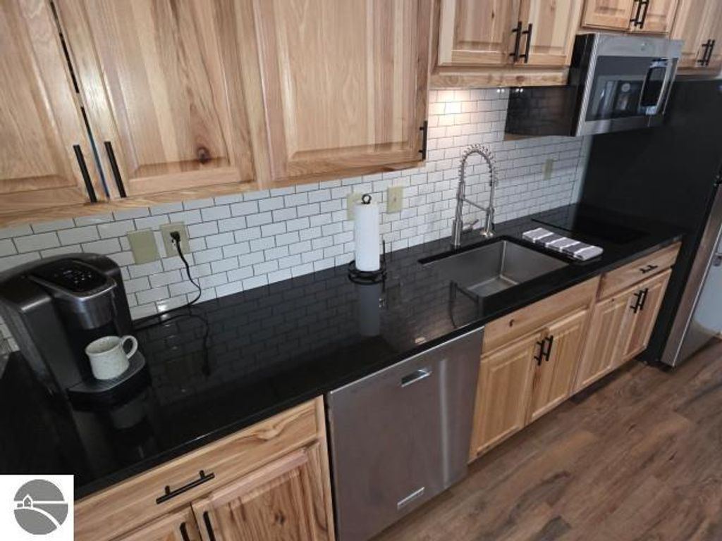 Image 6 of property listing at 6658 Schuss Mountain Lane # 3256, Mancelona, MI 49659