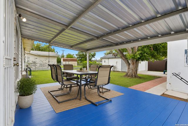 206 Pollydale Ave, San Antonio, TX 78223
