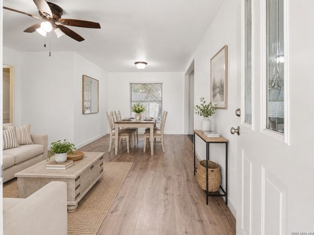 206 Pollydale Ave, San Antonio, TX 78223
