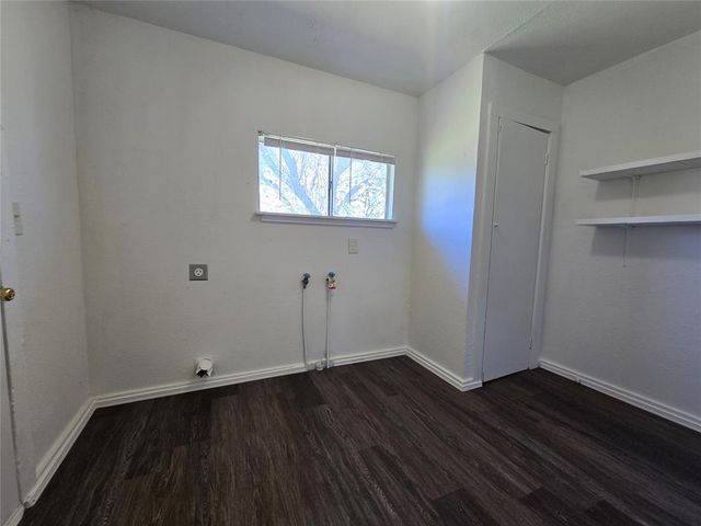 2106 N Aydelotte Avenue, Shawnee, OK 74804