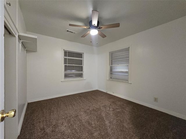 2106 N Aydelotte Avenue, Shawnee, OK 74804