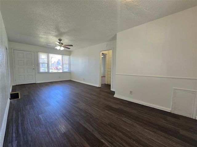 2106 N Aydelotte Avenue, Shawnee, OK 74804