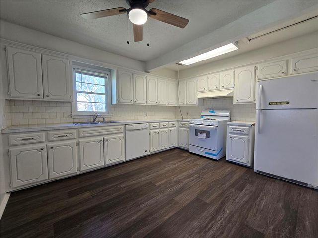 2106 N Aydelotte Avenue, Shawnee, OK 74804