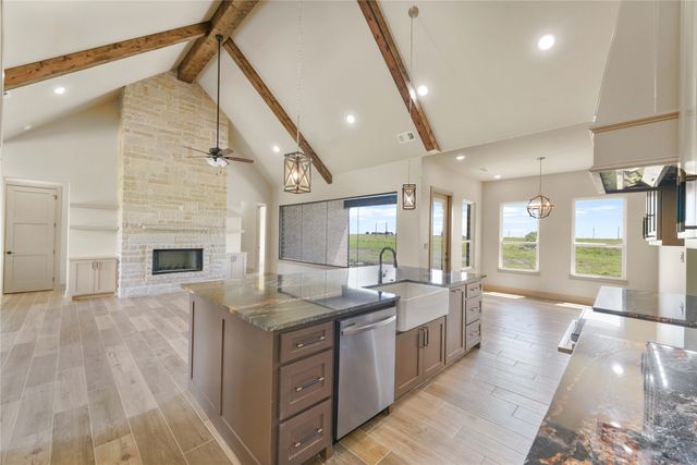 620 Alondrita Street, Celeste, TX 75452