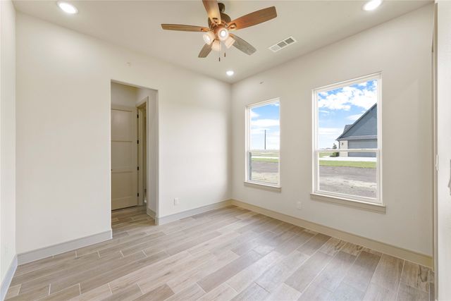 620 Alondrita Street, Celeste, TX 75452