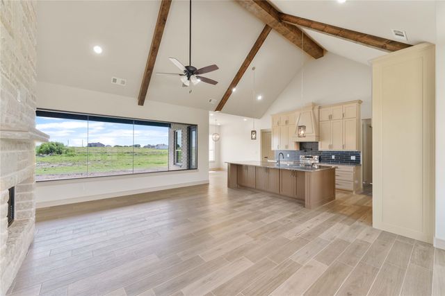 620 Alondrita Street, Celeste, TX 75452