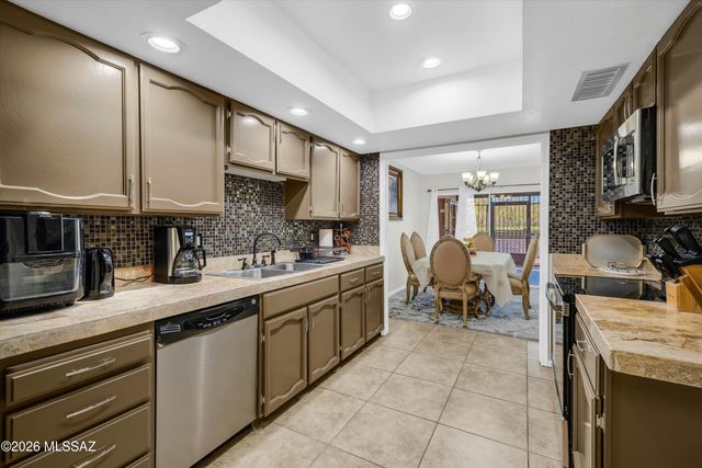 5613 N Calle Del Marques, Tucson, AZ 85718