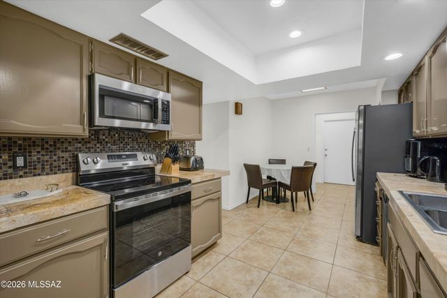 5613 N Calle Del Marques, Tucson, AZ 85718