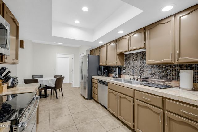 5613 N Calle Del Marques, Tucson, AZ 85718