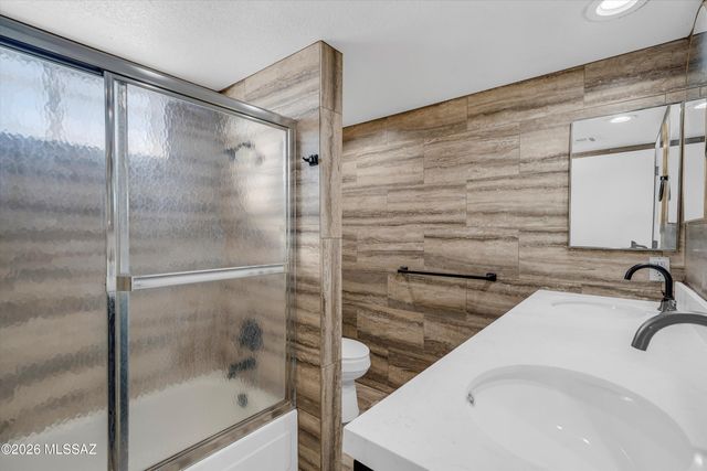 5613 N Calle Del Marques, Tucson, AZ 85718