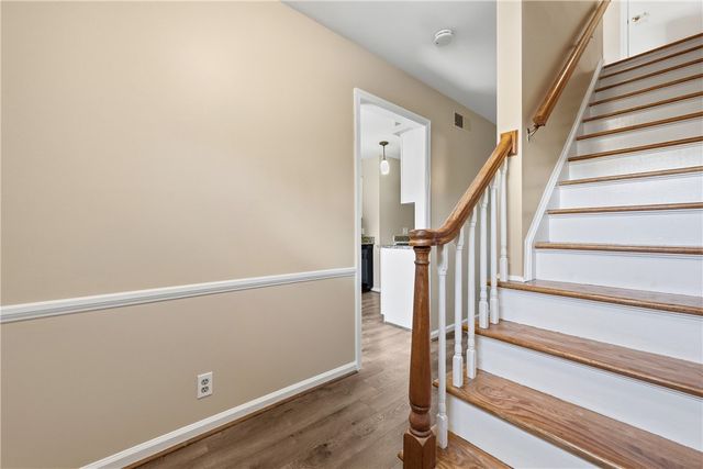 380 Newburn Drive, Scott Twp, PA 15216