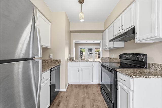 380 Newburn Drive, Scott Twp, PA 15216