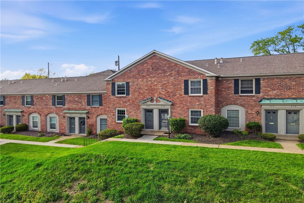 380 Newburn Drive, Scott Twp, PA 15216