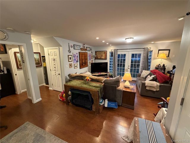 412 Seaford Avenue, Massapequa, NY 11758