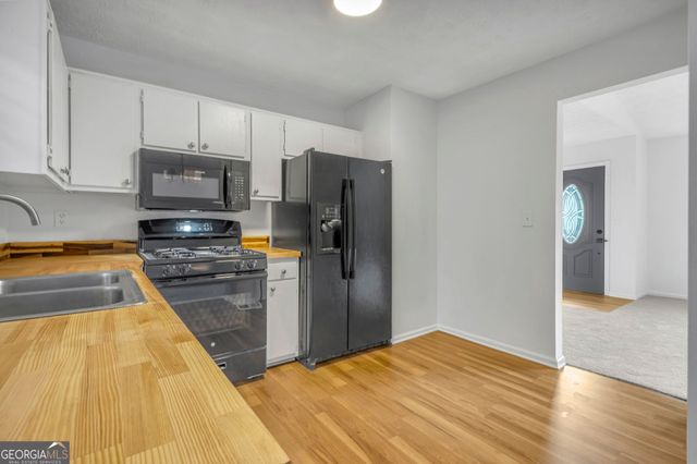 880 Westgard Court, Douglasville, GA 30134