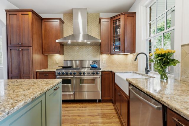3008 New Natchez Trce, Nashville, TN 37215