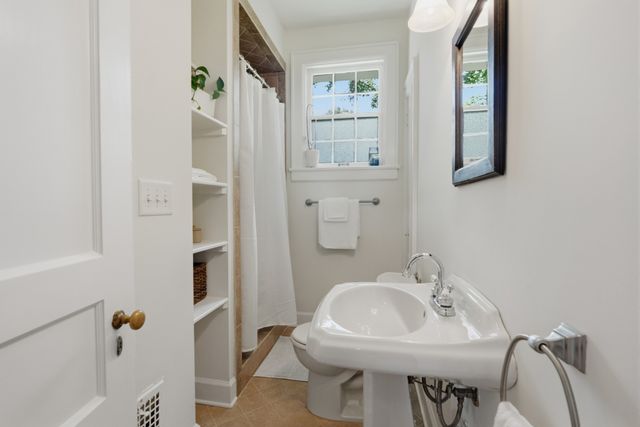 3008 New Natchez Trce, Nashville, TN 37215