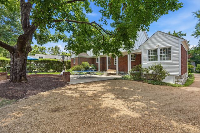 3008 New Natchez Trce, Nashville, TN 37215