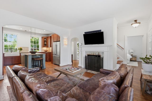 3008 New Natchez Trce, Nashville, TN 37215