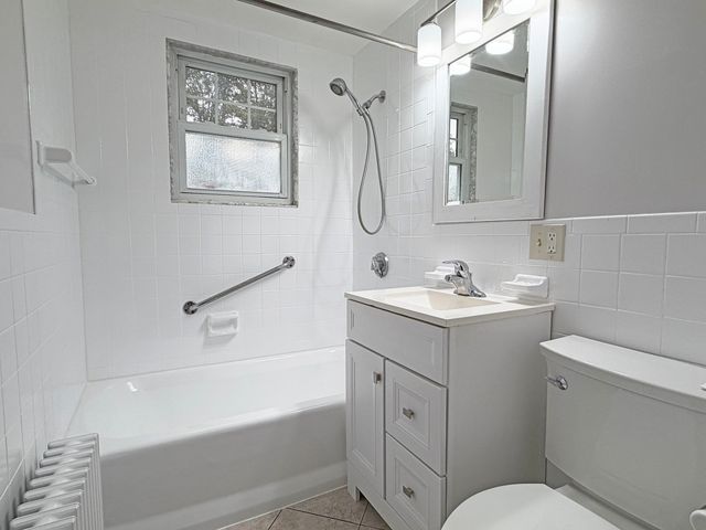 75 Dale St 1, Waltham, MA 02451