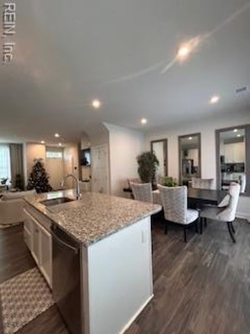 283 Brittlebrush DR, Portsmouth, VA 23701