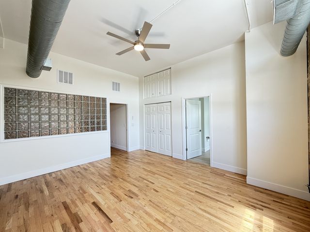 3138 N Lincoln Avenue 1R, Chicago, IL 60657